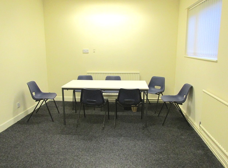 1628631566-1363155313-bmh-meeting-room