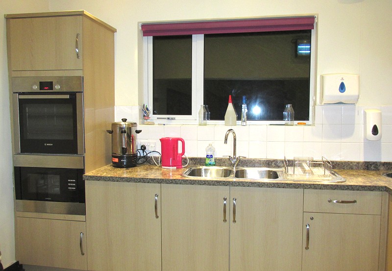 1628631566-1406517223-bmh-main-hall-kitchen-01