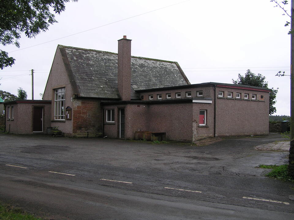 1706433679-198011689-centre